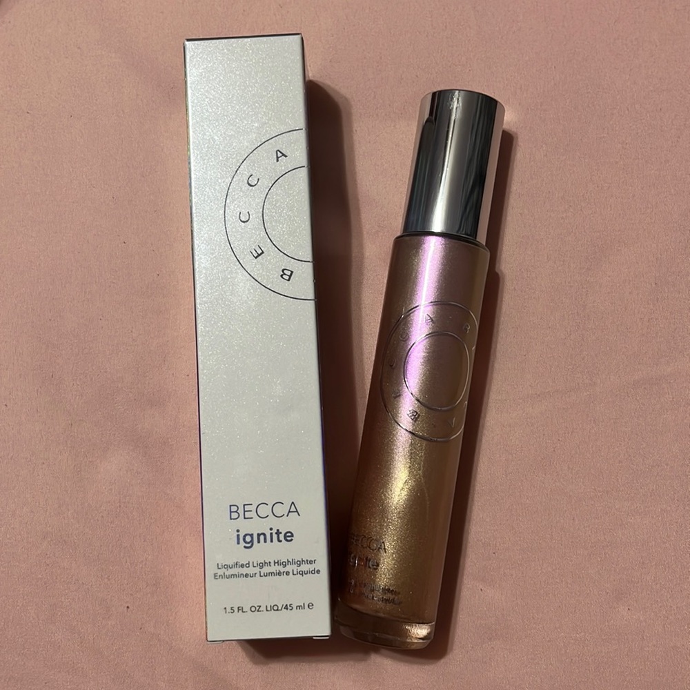 BECCA Ignite Liquid Highlighter
